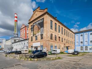 Prodej výrobních prostor, Praha - Čakovice, Cukrovarská, 936 m2