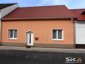 Prodej rodinného domu, Líšťany, V Poustkách, 67 m2