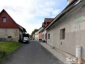 Prodej rodinného domu, Líšťany, V Poustkách, 67 m2