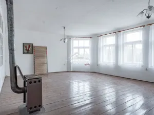 Prodej obchodního prostoru, Polná, Husovo náměstí, 654 m2