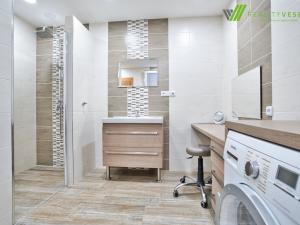 Prodej rodinného domu, Josefov, 290 m2