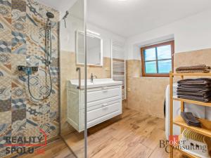 Prodej rodinného domu, Velké Petrovice - Maršov nad Metují, 142 m2