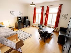 Prodej rodinného domu, Praha - Strašnice, Mrštíkova, 300 m2