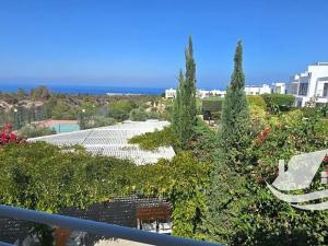Prodej bytu 1+kk, Agios Amvrosios Keryneias, Kypr, 38 m2