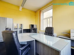 Prodej výrobních prostor, Plesná, Dlouhá, 2031 m2