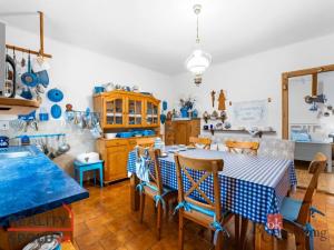 Prodej rodinného domu, Choťánky, 144 m2