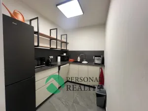 Pronájem skladu, Herink, Hlavní, 1890 m2