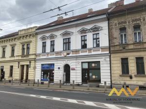 Pronájem kanceláře, Hradec Králové, Československé armády, 259 m2