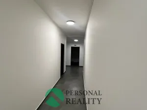 Pronájem výrobních prostor, Herink, Hlavní, 1106 m2