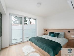 Prodej bytu 4+kk, Nebovidy, 101 m2