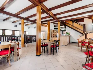 Prodej restaurace, Hodonín, Brandlova, 500 m2