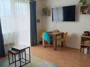 Prodej bytu 2+kk, Moravany, Sadová, 54 m2