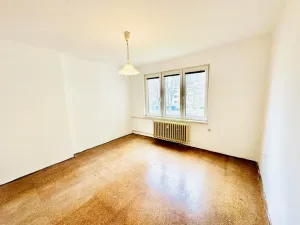 Prodej bytu 3+1, Písek - Budějovické Předměstí, Preslova, 78 m2