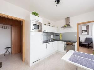 Prodej bytu 1+1, Líbeznice, Mělnická, 33 m2