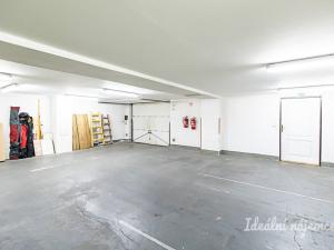 Pronájem bytu 4+kk, Praha - Vinoř, Labětínská, 116 m2