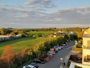 Pronájem bytu 2+kk, Praha - Uhříněves, U uhříněveské obory, 50 m2