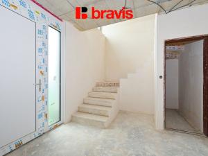 Prodej rodinného domu, Holubice, 197 m2