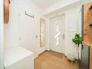 Prodej bytu 3+kk, Ptice, Hlavní, 86 m2