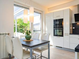 Prodej rodinného domu, Praha - Cholupice, Lhenická, 109 m2