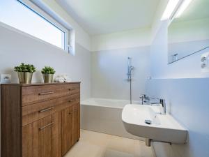 Prodej rodinného domu, Praha - Cholupice, Lhenická, 109 m2