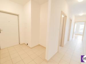 Prodej bytu 2+1, Praha, Na Harfě, 95 m2