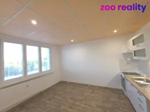 Pronájem bytu 1+1, Chomutov, Kamenná, 35 m2