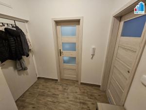 Pronájem bytu 2+kk, Janovice nad Úhlavou, Rozvojová zóna, 41 m2