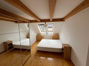 Pronájem bytu 3+1, Praha - Břevnov, Hošťálkova, 125 m2