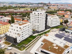 Pronájem bytu 1+kk, Brno, Komárovská, 38 m2