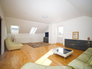 Prodej rodinného domu, Bouzov - Podolí, 164 m2