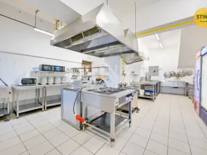 Prodej ubytování, Bouzov, 1023 m2