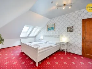 Prodej ubytování, Bouzov, 1023 m2