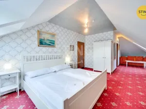 Prodej ubytování, Bouzov, 1023 m2
