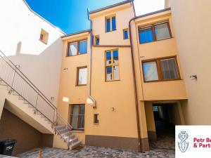 Pronájem bytu 3+kk, Rakovník, Husovo náměstí, 87 m2