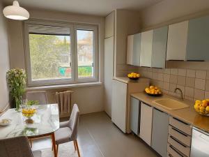 Prodej bytu 3+1, Praha - Záběhlice, Slunečnicová, 73 m2