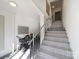 Prodej bytu 2+kk, Holýšov, Belgická, 45 m2