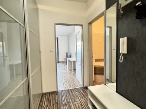 Pronájem bytu 1+kk, Holubice, Platanová, 48 m2