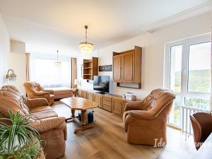 Pronájem bytu 3+1, Praha - Kobylisy, Kurkova, 92 m2