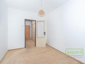 Prodej bytu 2+kk, Praha, Střelničná, 44 m2