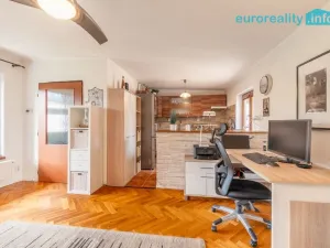 Prodej rodinného domu, Zahrádky, 196 m2