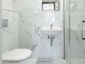 Prodej vícegeneračního domu, Benešov, Masarykovo náměstí, 256 m2