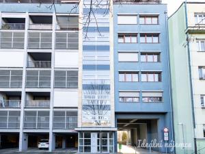 Pronájem bytu 1+kk, Praha - Vysočany, Podnádražní, 22 m2