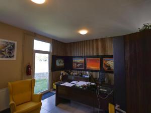 Prodej výrobních prostor, Roudnice nad Labem, Hornická, 5741 m2