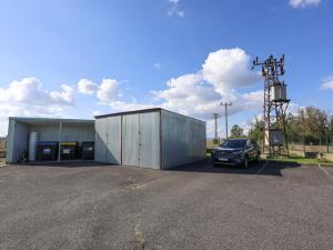 Prodej výrobních prostor, Roudnice nad Labem, Hornická, 5741 m2