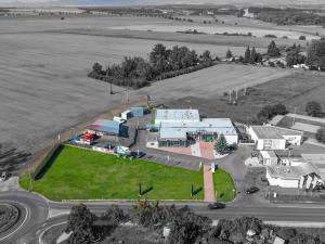 Prodej výrobních prostor, Roudnice nad Labem, Hornická, 5741 m2