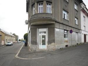 Pronájem obchodního prostoru, Dubí, Bílinská, 100 m2