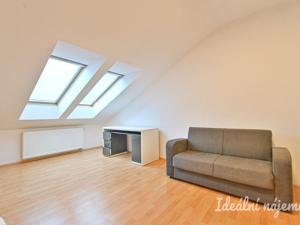 Pronájem bytu 2+1, Brno, Zahradnická, 79 m2