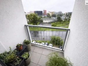 Prodej bytu 2+kk, Praha - Holešovice, V závětří, 49 m2