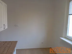 Pronájem bytu 2+1, Uherský Brod, Obchodní, 58 m2