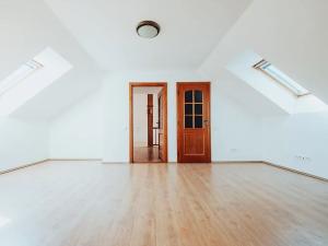 Prodej rodinného domu, Kelč, 320 m2